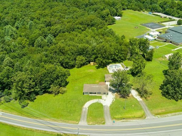 3710 Lantana Rd, Crossville, TN 38572