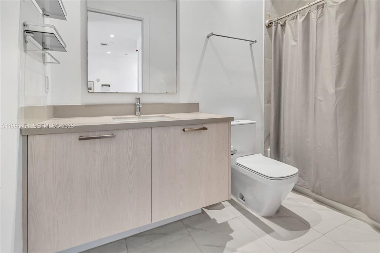 1045 NE 18th Ave, Unit 102, Fort Lauderdale, FL 33304 Photo