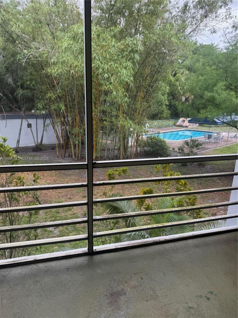 9410 Live Oak Pl , Unit 205, Davie, FL 33324 Photo