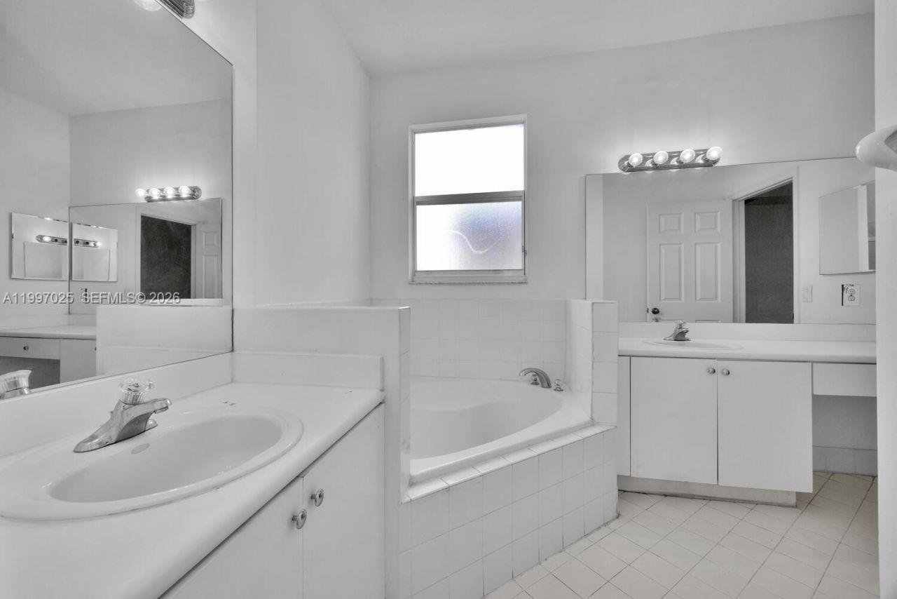 12864 SW 133rd Ter , Unit -, Miami, FL 33186 Photo