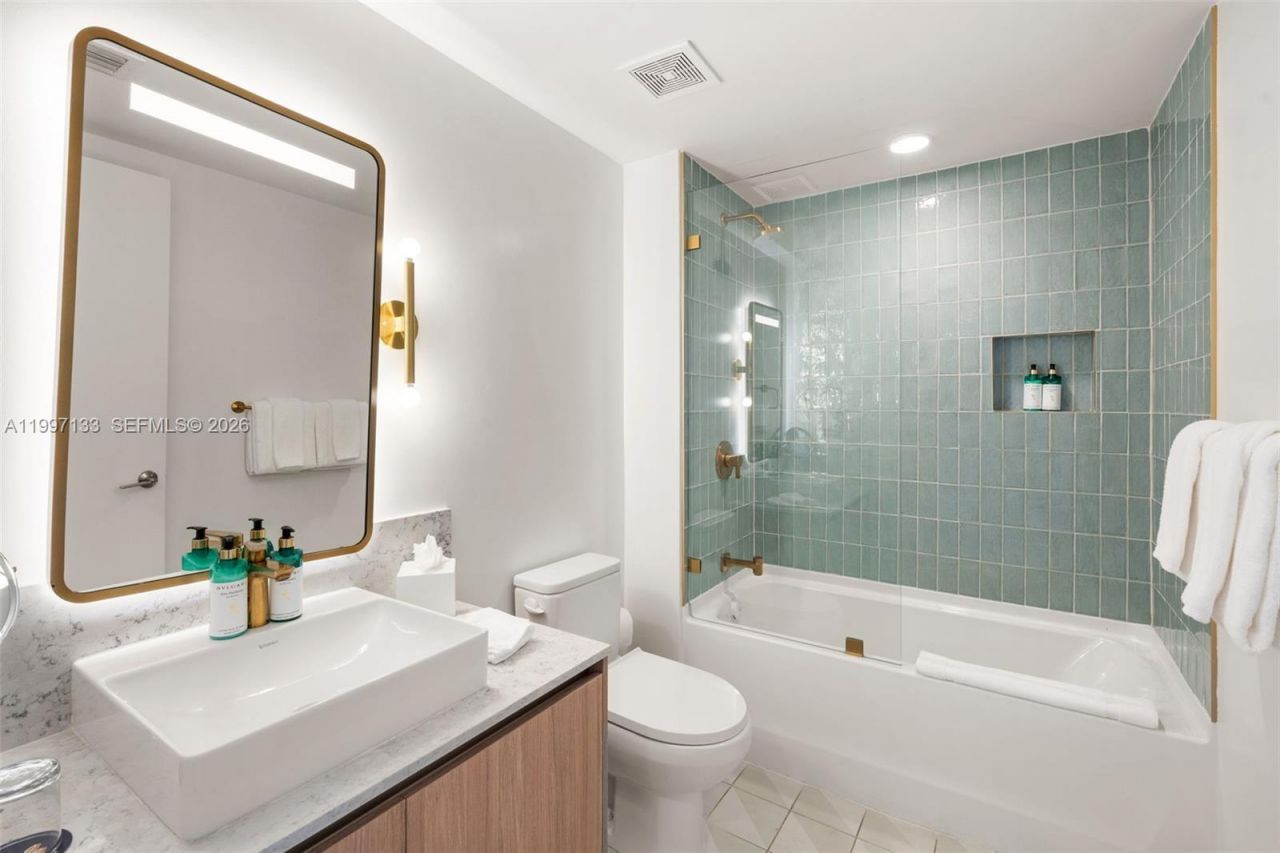 159 NE 6th St , Unit 2915, Miami, FL 33132 Photo