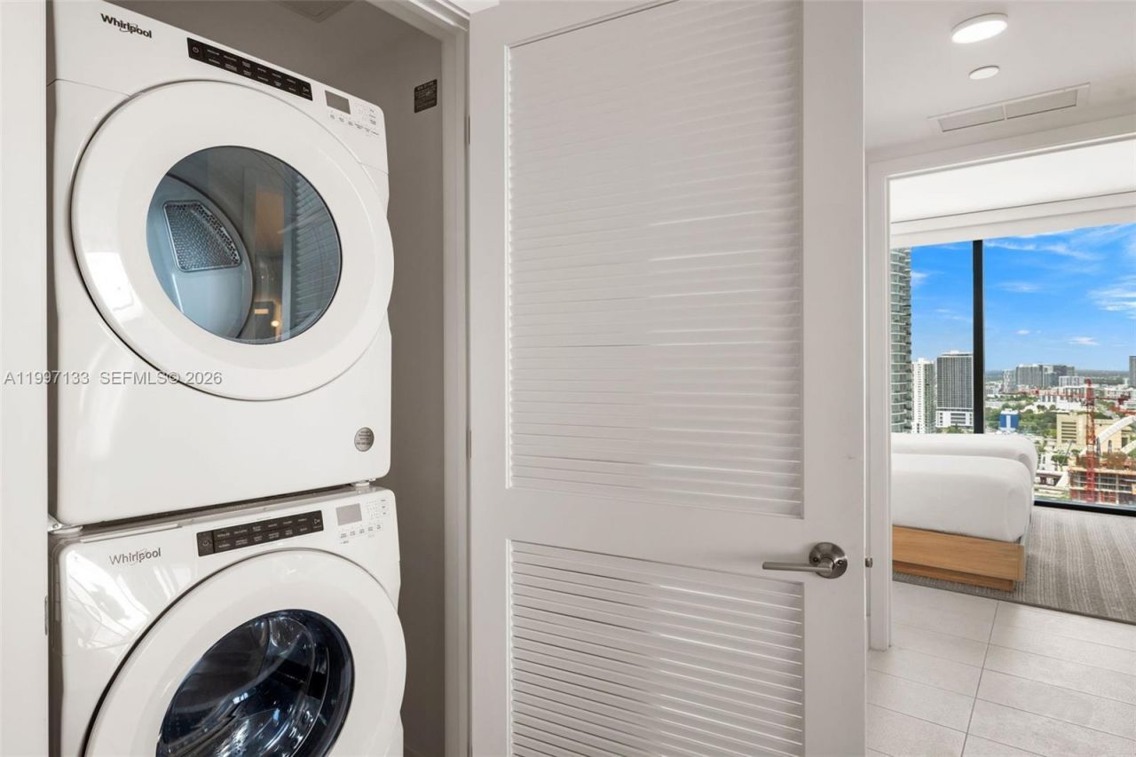 159 NE 6th St , Unit 2915, Miami, FL 33132 Photo