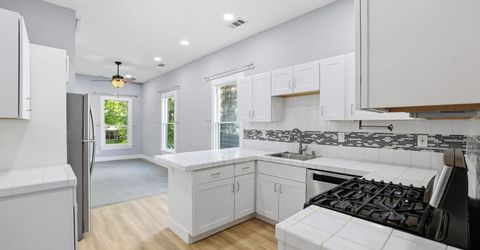 419 T St, Sacramento, CA 95811 Photo