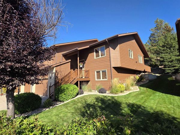 1212 MOUNTAIN SPRINGS RD, Rapid City, SD 57702