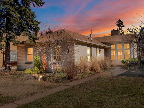 10025 S Hamilton Avenue , Chicago, IL 60643