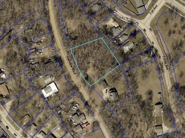 1504 Fairview Blvd, Sioux City, IA 51105