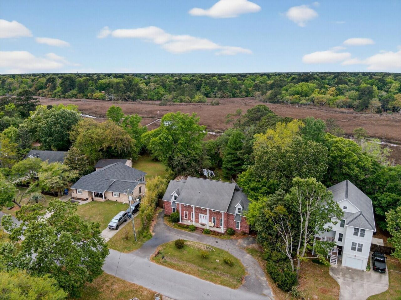 2042 Marshland Drive Photo 13