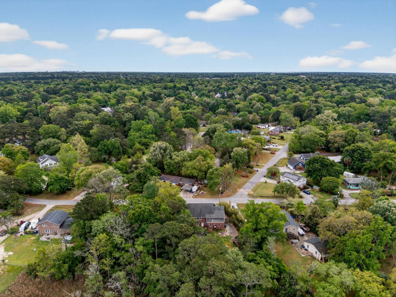 2042 Marshland Drive Photo 7