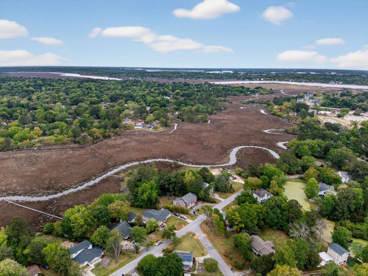 2042 Marshland Drive Photo 9