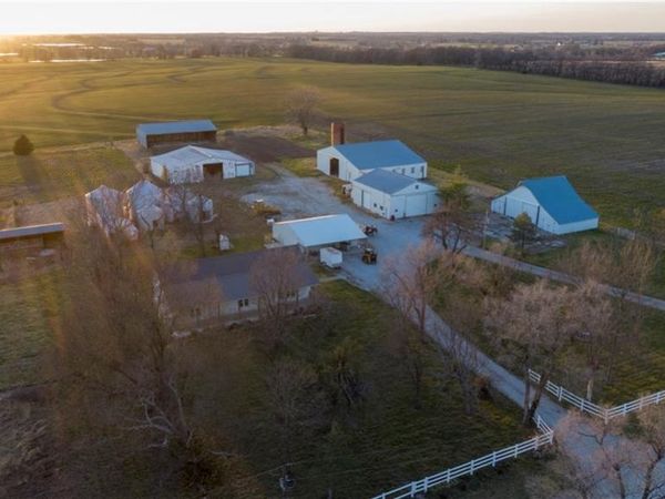 21212 S Ore Road, Pleasant Hill, MO 64080