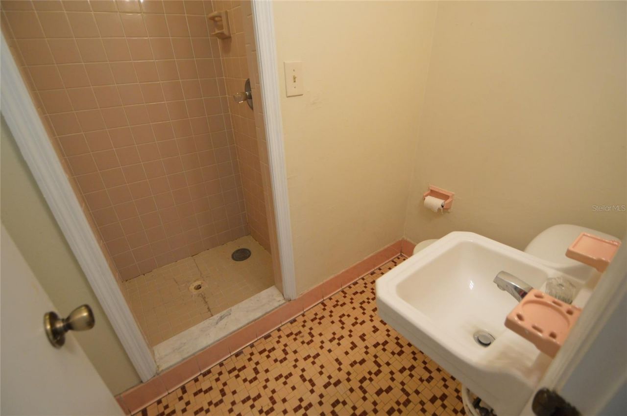 519 Vern Drive , Orlando, FL 32805 Photo