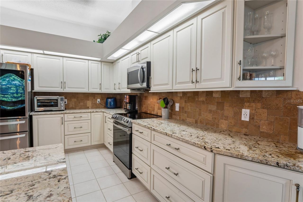 2047 Overbrook Lane , Spring Hill, FL 34606 Photo