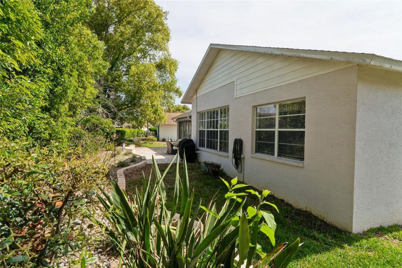 2047 Overbrook Lane , Spring Hill, FL 34606 Photo