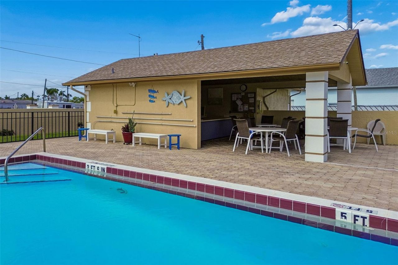 4753 Sunny Loop, Holiday, FL 34690 Photo