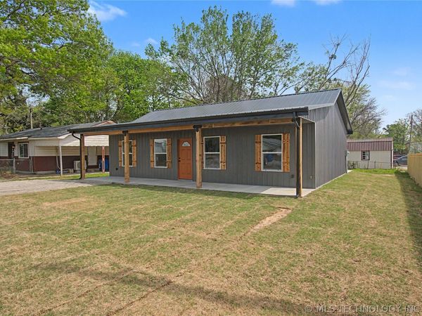 103 E Madden Avenue , Braggs, OK 74423