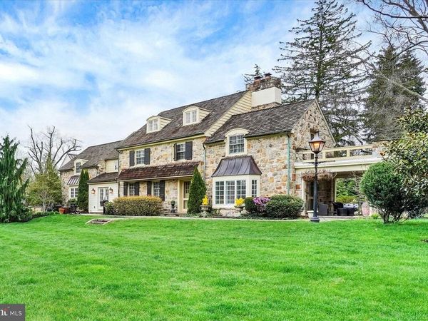 1029 SMALLBROOK LANE, YORK, PA 17403