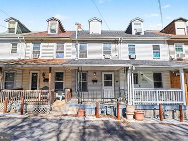 421 CATHERINE STREET, STEELTON, PA 17113