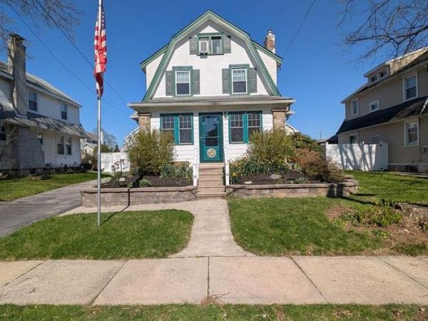 905 EDMONDS AVENUE, DREXEL HILL, PA 19026