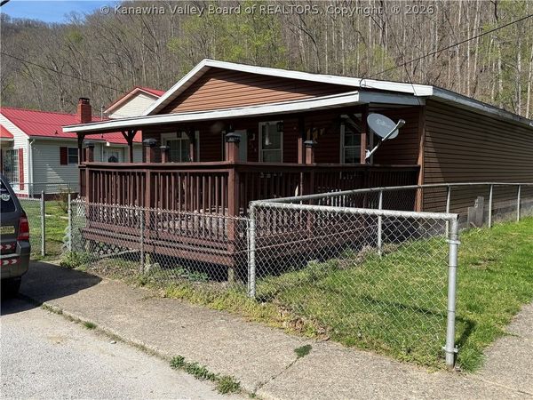 314 McKinley Street, Wharton, WV 25208
