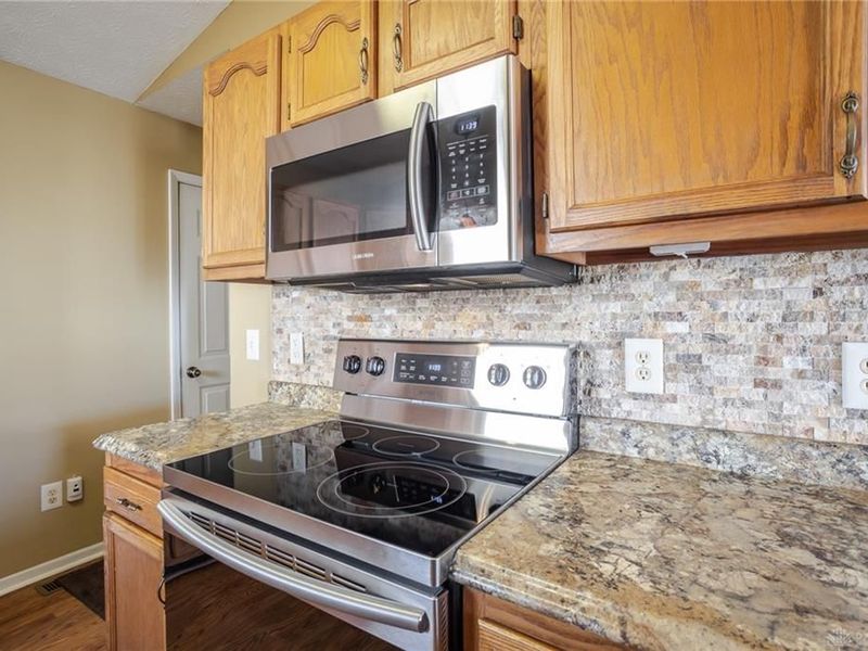 291 Choctaw Circle, Franklin, OH 45005 Photo 13