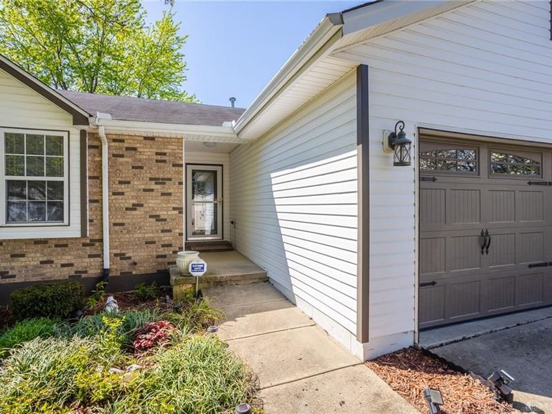 291 Choctaw Circle, Franklin, OH 45005 Photo 2