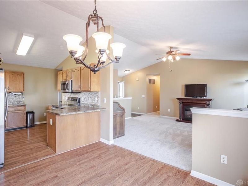 291 Choctaw Circle, Franklin, OH 45005 Photo 7