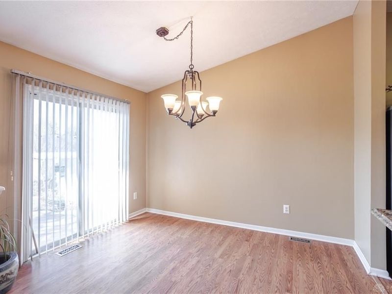 291 Choctaw Circle, Franklin, OH 45005 Photo 8