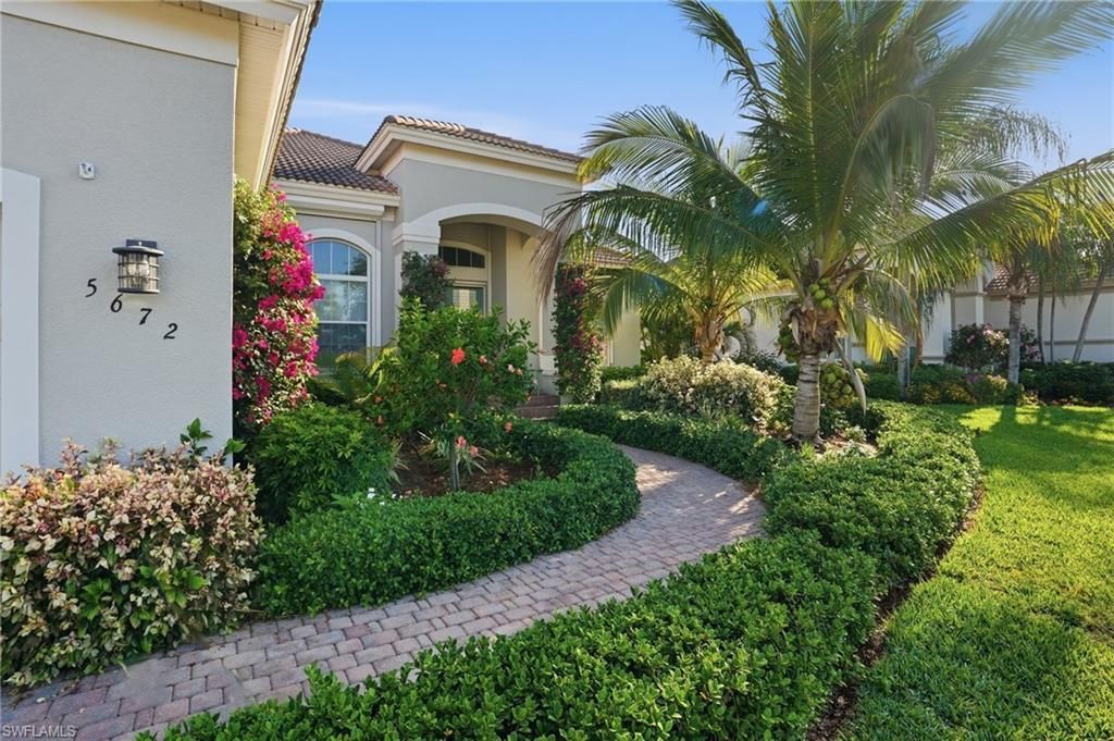 5672 Whispering Willow Way , Fort Myers, FL 33908 Photo
