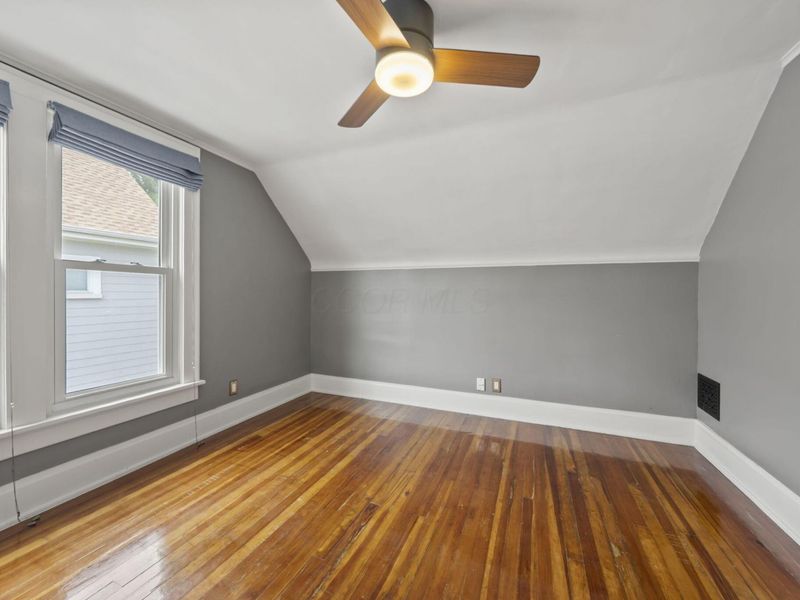 199 E Blake Avenue, Columbus, OH 43202 Photo 13