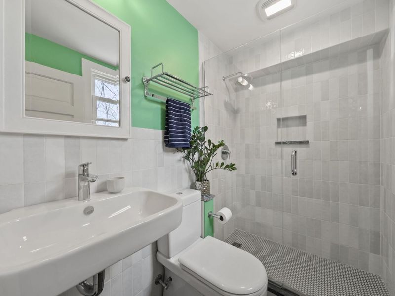 199 E Blake Avenue, Columbus, OH 43202 Photo 16