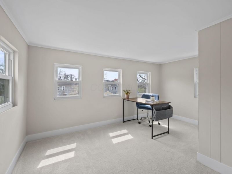 199 E Blake Avenue, Columbus, OH 43202 Photo 21