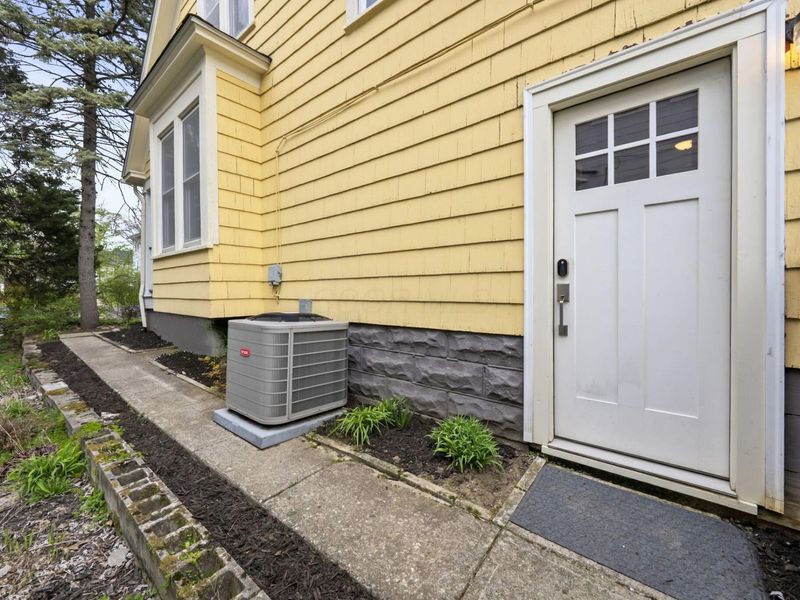 199 E Blake Avenue, Columbus, OH 43202 Photo 24