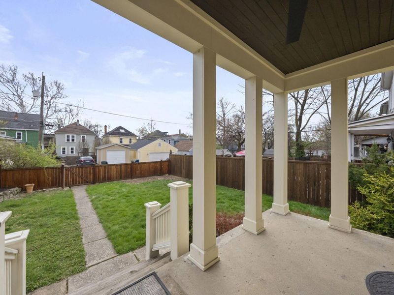 199 E Blake Avenue, Columbus, OH 43202 Photo 25