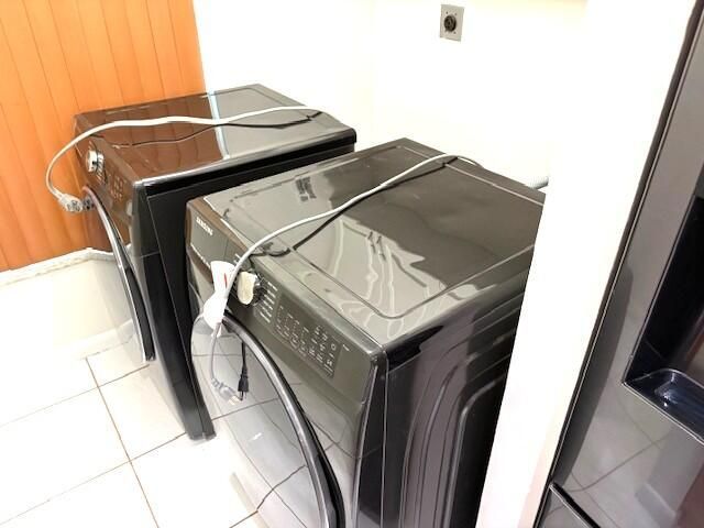 8064 NW 41st Court, Sunrise, FL 33351 Photo