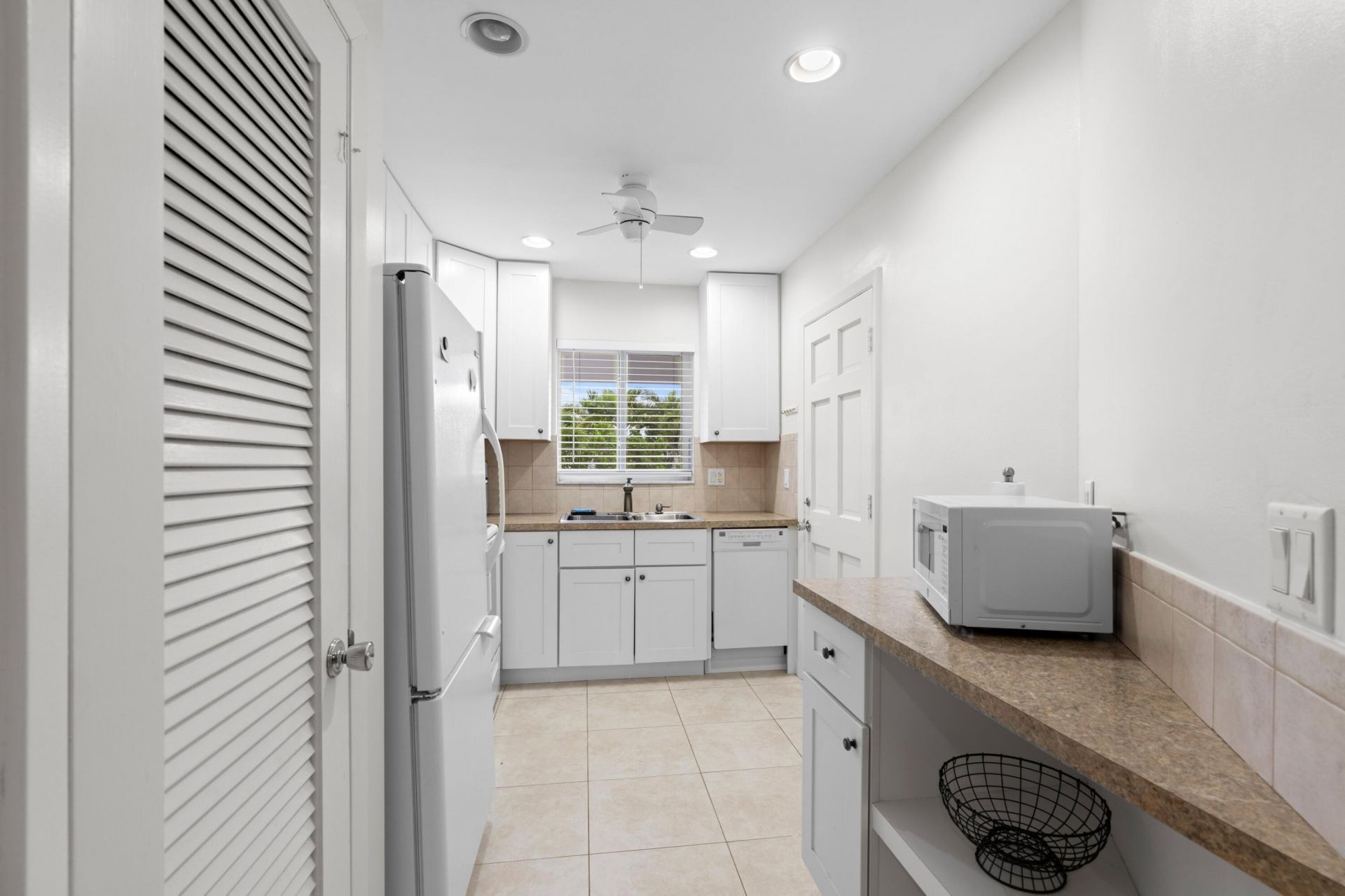 8 Garden Street, Unit 206r, Tequesta, FL 33469 Photo