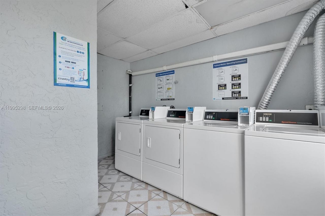 250 180th Dr, Unit 158, Sunny Isles Beach, FL 33160 Photo