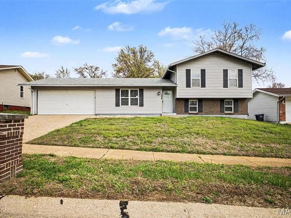 1839 Lakemont Lane , St Louis, MO 63138