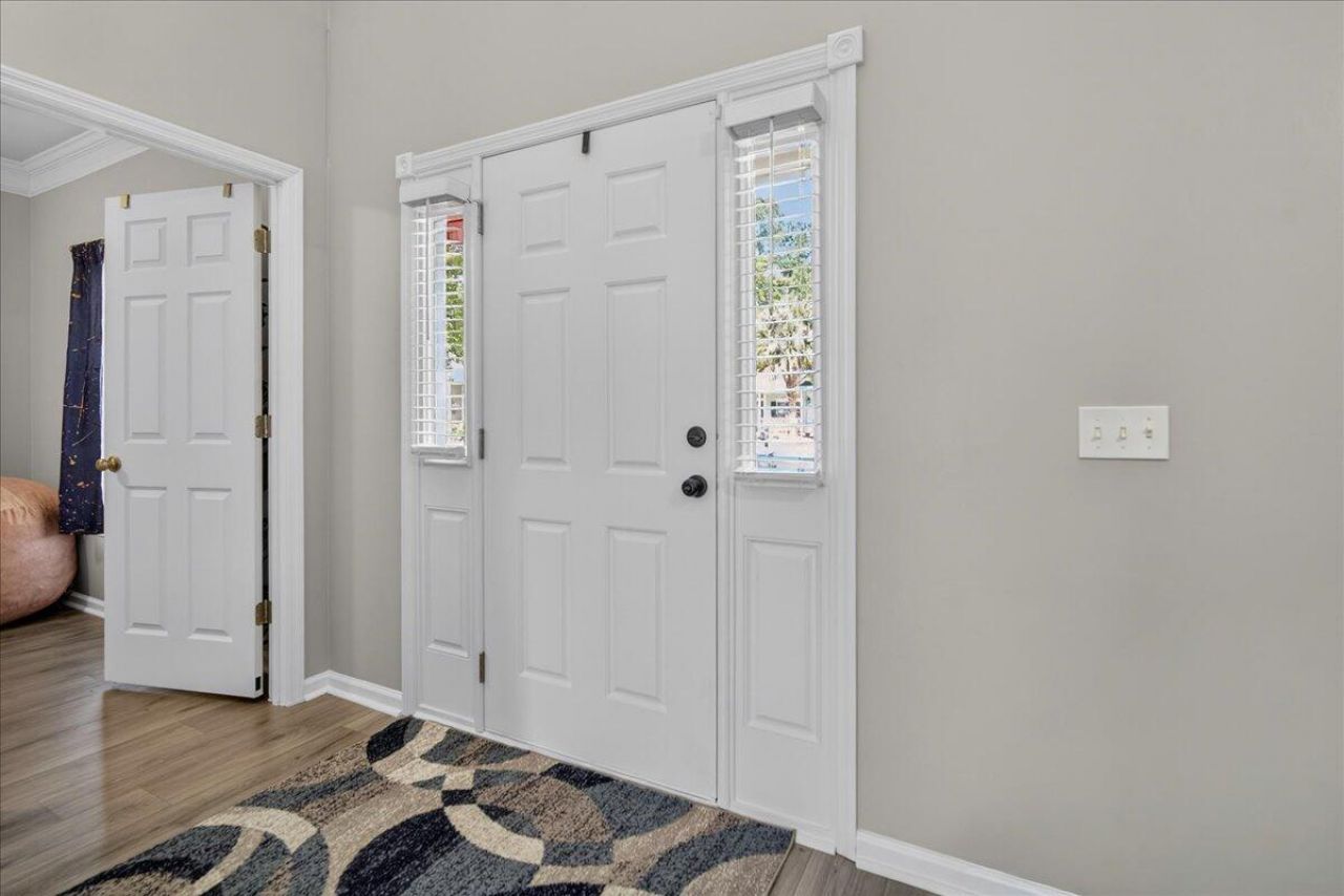 106 Back Tee Circle Photo 12