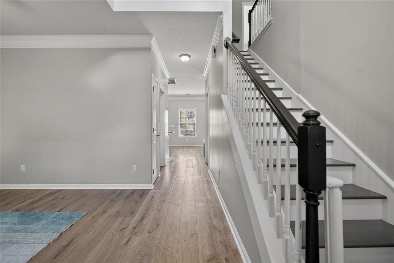 106 Back Tee Circle Photo 15