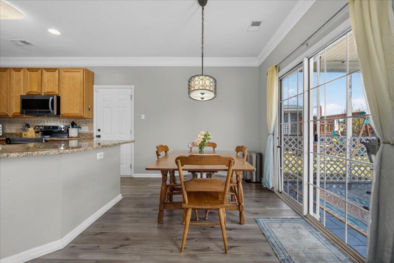 106 Back Tee Circle Photo 20