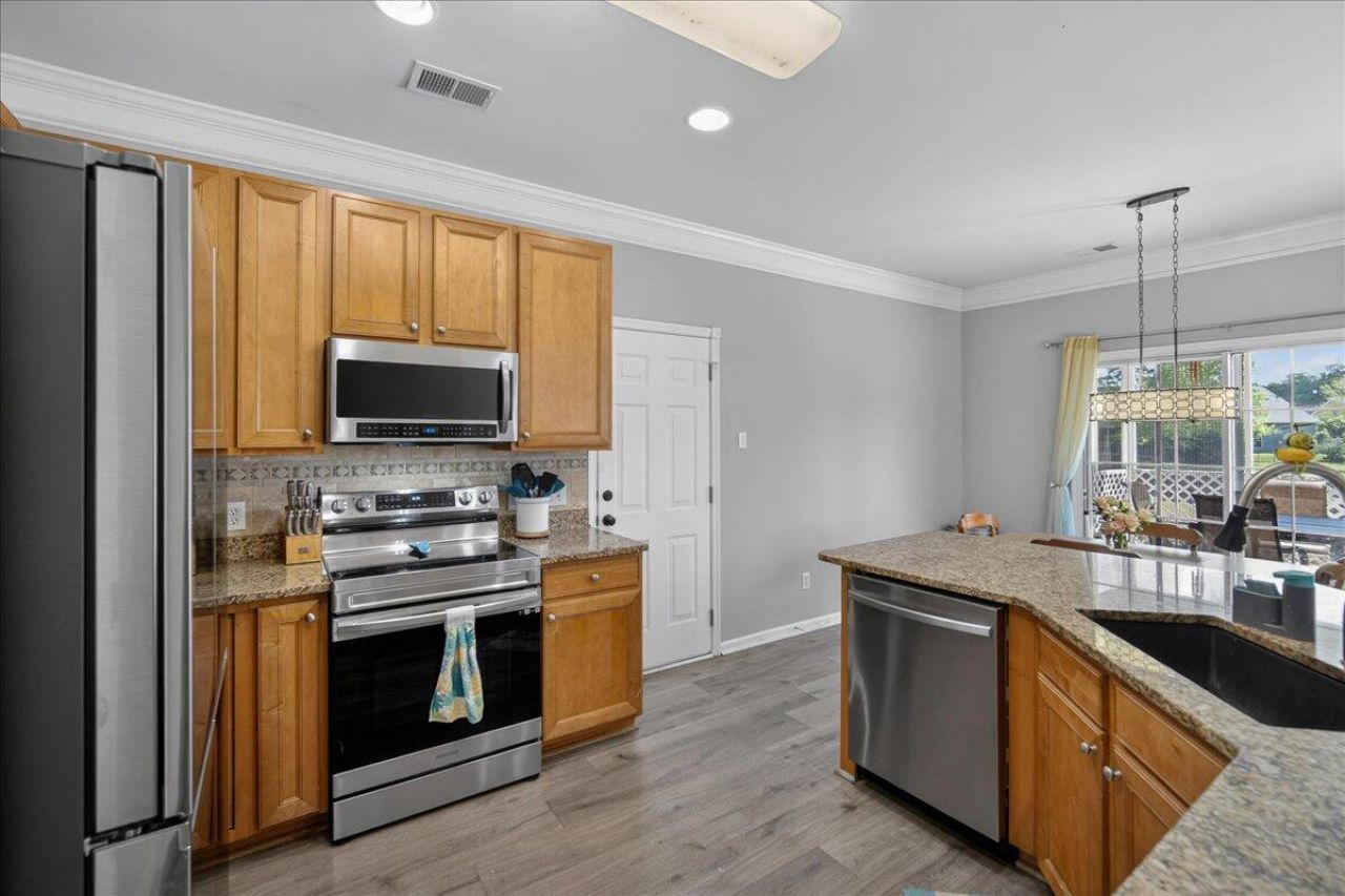 106 Back Tee Circle Photo 22