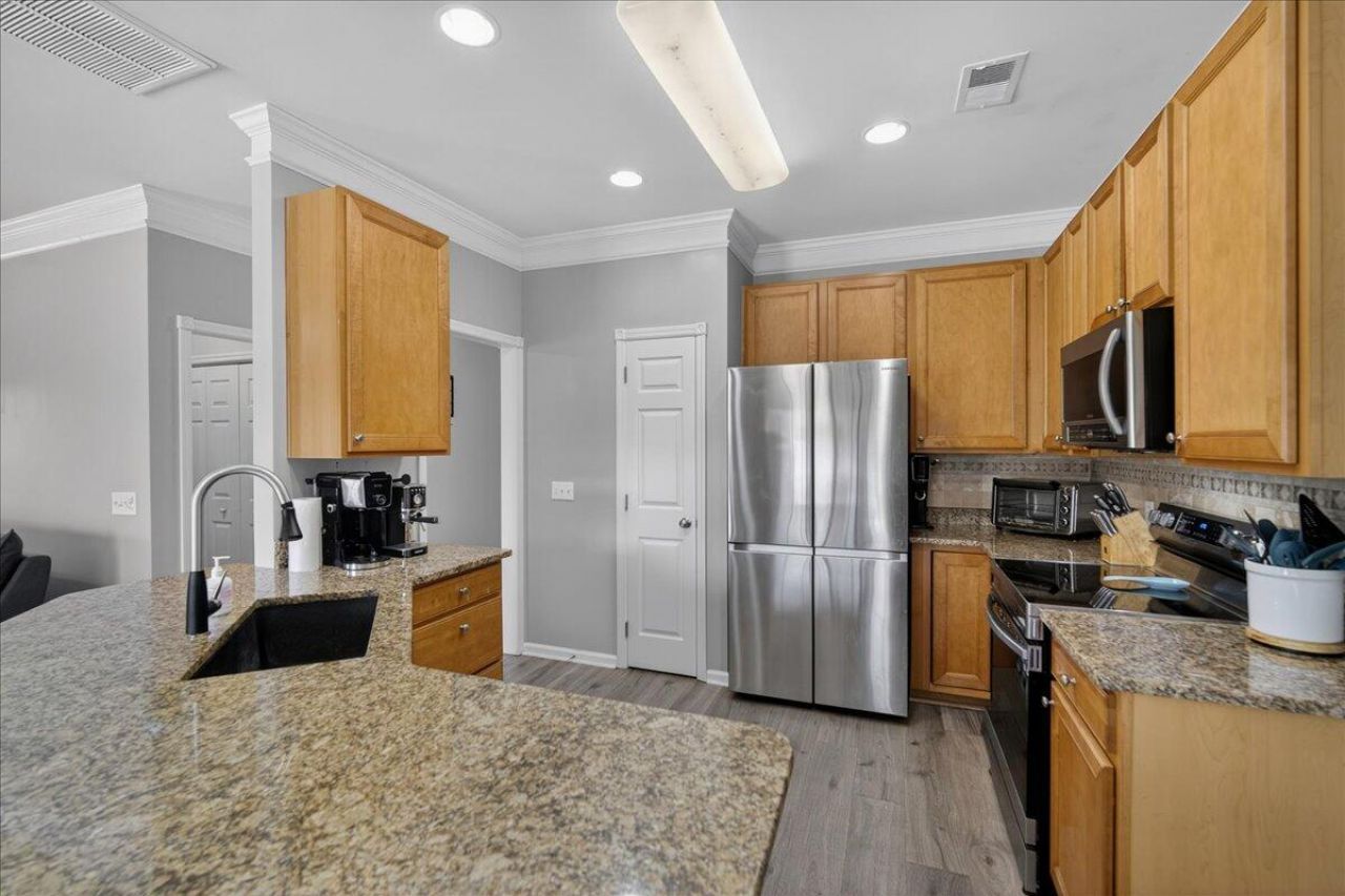 106 Back Tee Circle Photo 23