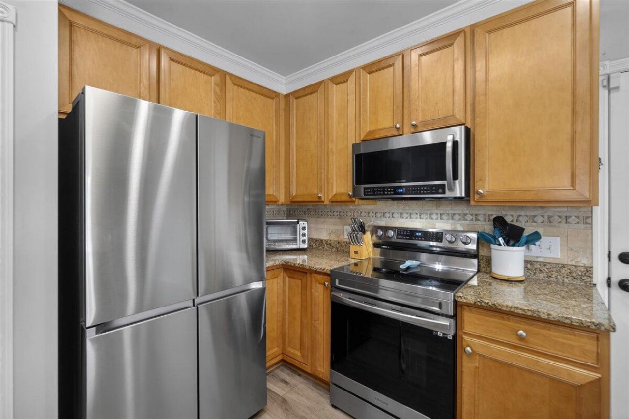 106 Back Tee Circle Photo 24