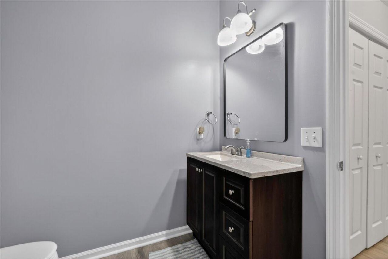 106 Back Tee Circle Photo 25