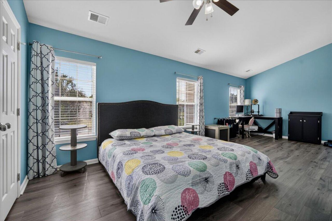 106 Back Tee Circle Photo 30