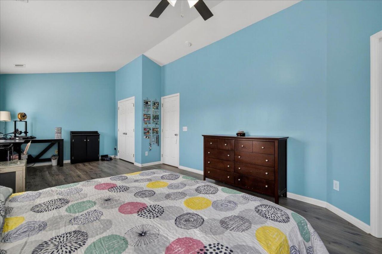 106 Back Tee Circle Photo 31