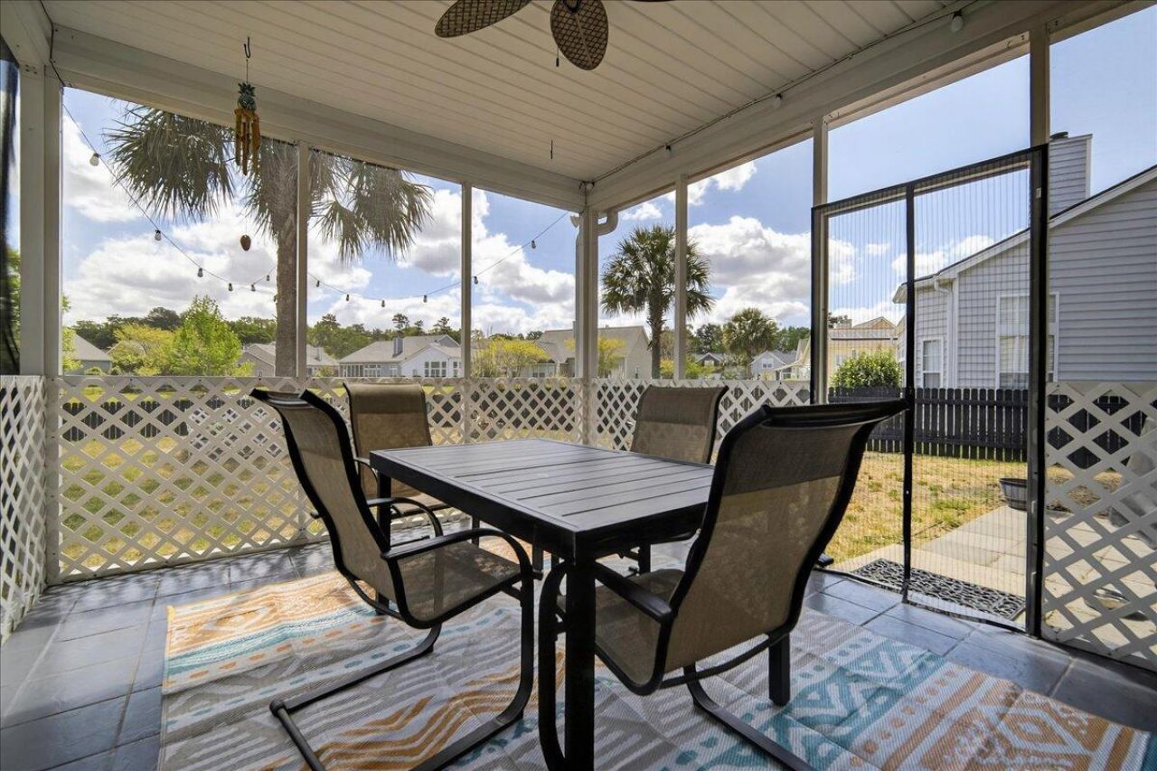 106 Back Tee Circle Photo 44