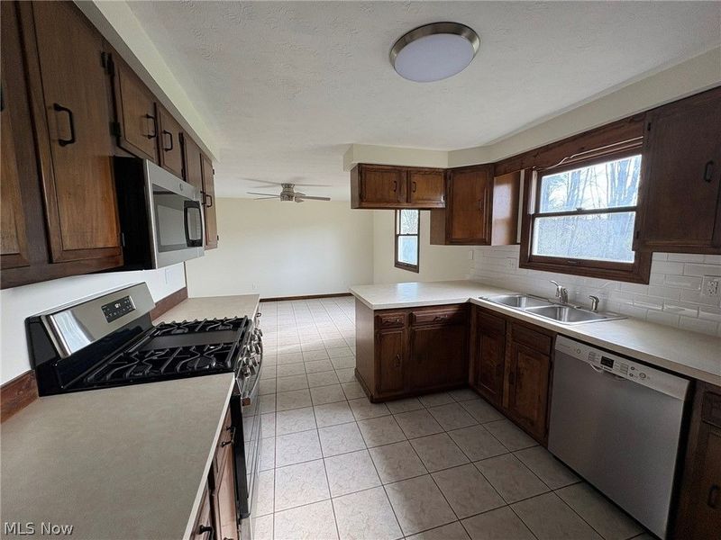 408 Annis Road , South Amherst, OH 44001 Photo 16