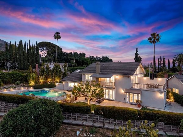 1535 Dove Court, Pasadena, CA 91107