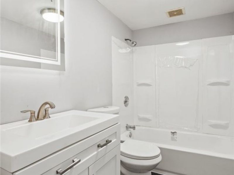 4942 Lear Nagle Road , North Ridgeville, OH 44039 Photo 21